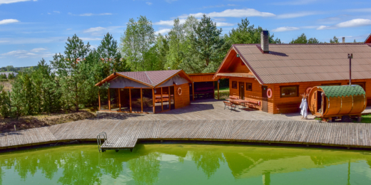 Aerodream, Trakai aplinka ir baseinas