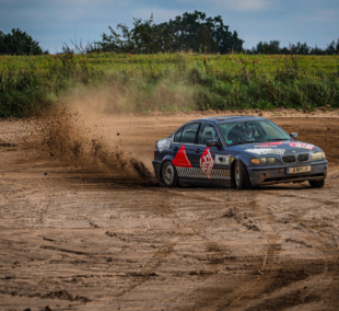 Auto Moto parkas, sportinio ralio automobilio vairavimas 7