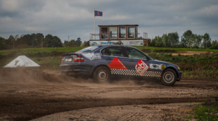 Auto Moto parkas, sportinio ralio automobilio vairavimas 6