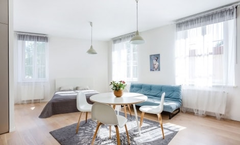 houseys vilnius bright 3