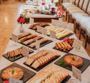 Ilzenbergo dvaras, Degustacija Mažojoje elegantiškojoje rūmų salėje