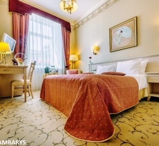 poilsis imperial hotel classic lova