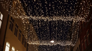 šviečiančios girliandos ()