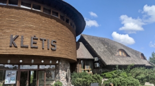 Karpynė, Klėtis