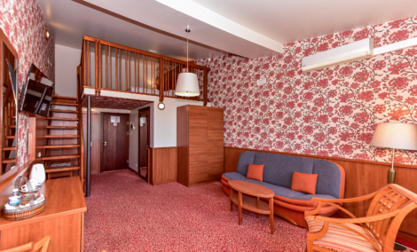 Karpynė, Klėtis, mini liuksas