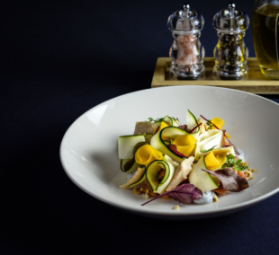 TonyResort, Rukyto upetakio salotos