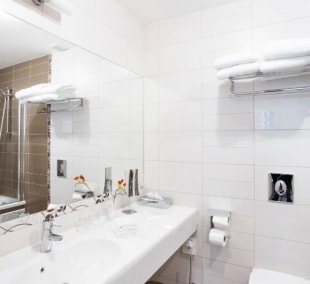 mabre residence hotel vonios kambarys