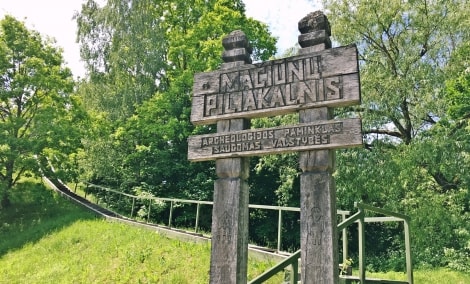 maciunu piliakalnis zenklas 10762