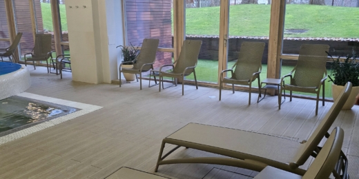 MANA Suites & Sea Palangoje baseinai 2