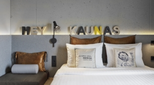 Moxy by Marriot Kaune kambarys