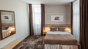 Old Mill Conference, šeimyninis liuksas