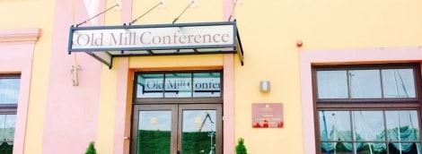 Old Mill​​ Conference fasadas