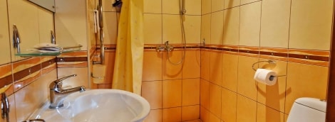 poilsis palangoje prie parko vonia