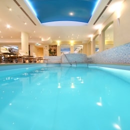 Radisson Collection Astorija Vilnius, baseinas