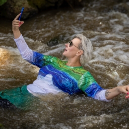river hiking 3