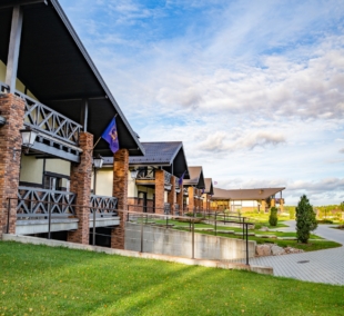 Royal Horse Resort namelis 2