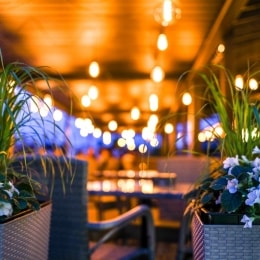 Saulės terasa restoranai