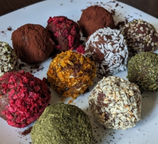 Šiauliai, Valerijonas, Veganiski triufeliai