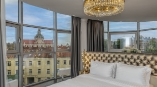 liukso apartamentai yolo 3