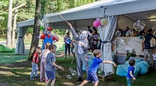 poilsis palangoje vasaros parke aplinka 11511