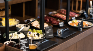 hilton vilnius nostrum pusryciai