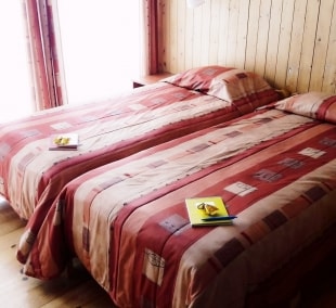 vila ula dvivietis dvi lovos