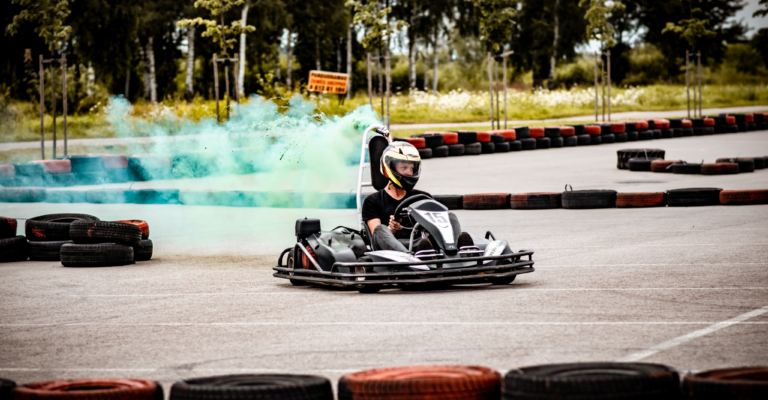 Pasivažinėjimas kartingais