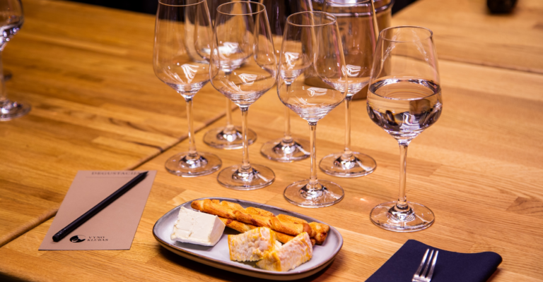 Vyno ir sūrio derinimo / šampano edukacija