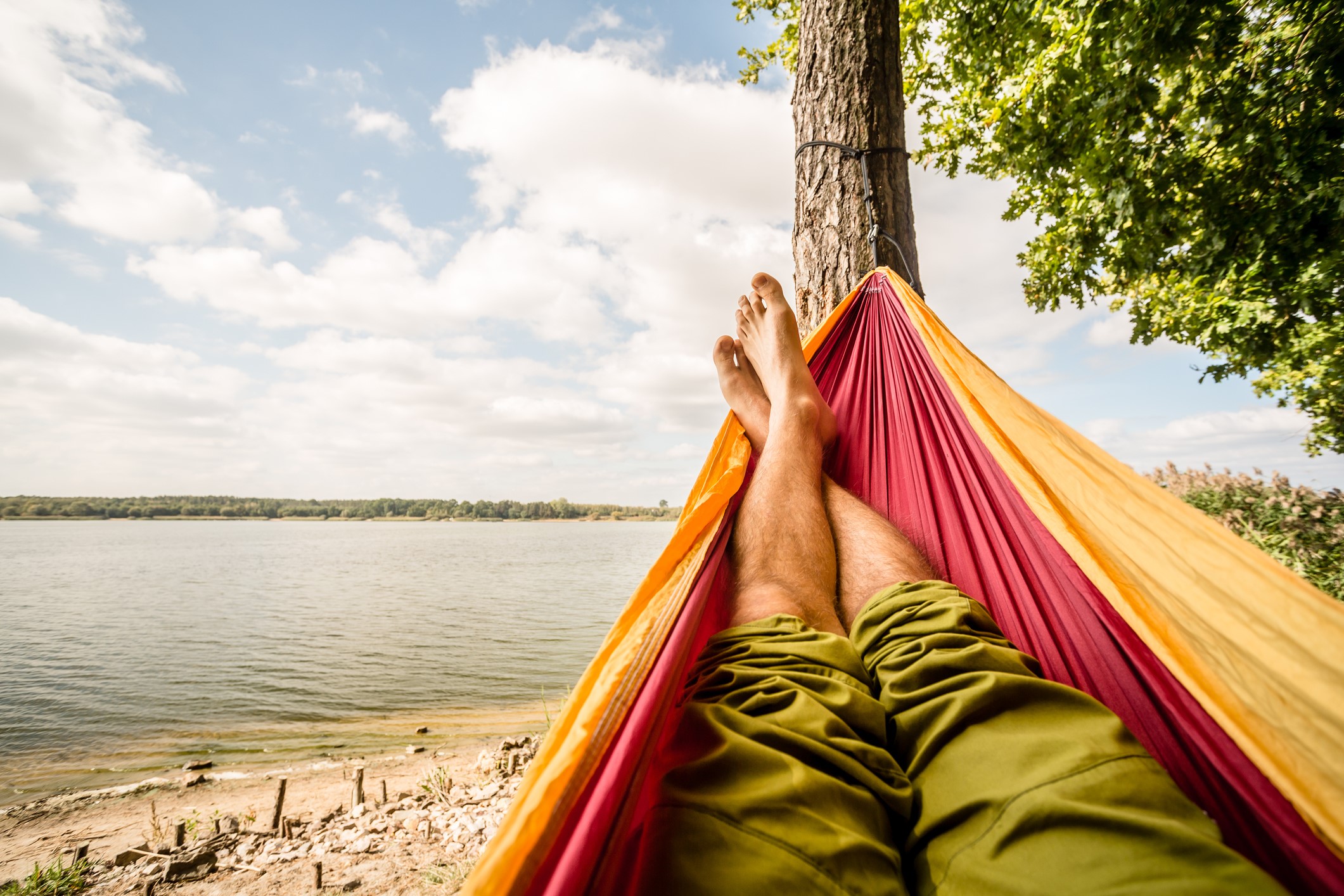 Day off. человек в гамаке на пляже. Day off картинка. выходной day off. Day off аватарка.
