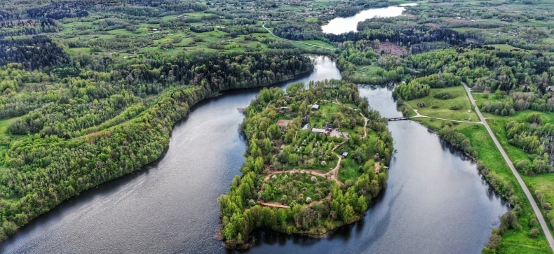 „Obuolių sala“