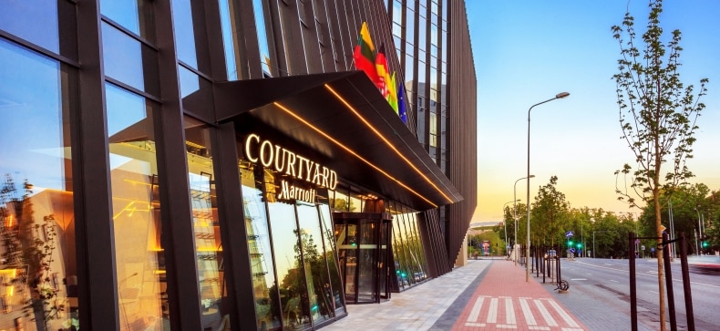 „Courtyard by Marriott Vilnius“