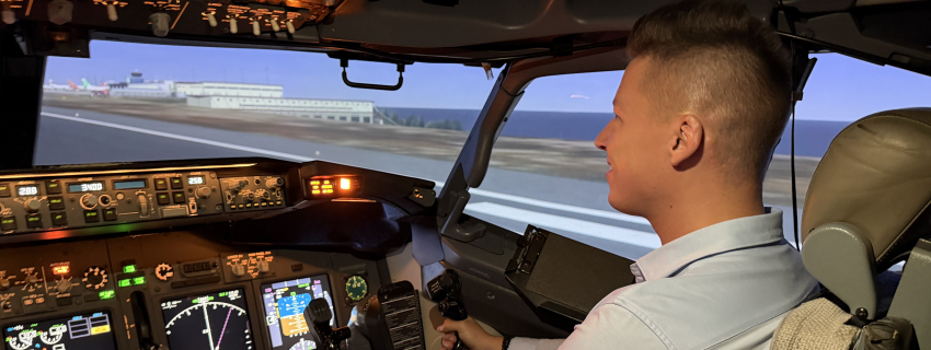 Simuliatoriaus pilotavimas