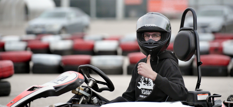 Pasivažinėjimas kartingais