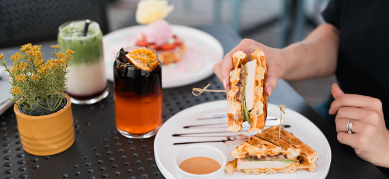 Vėlyvieji pusryčiai